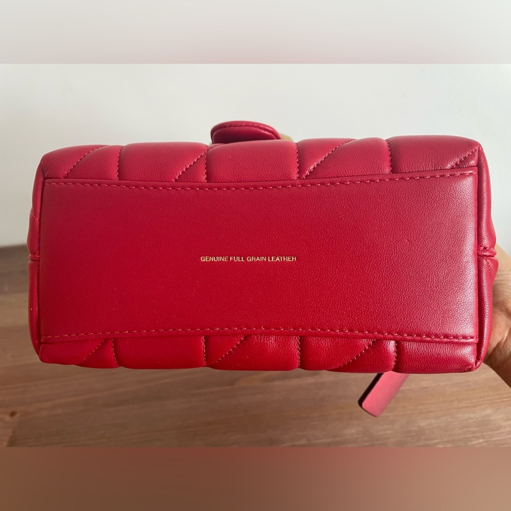 Coach Tabby Top Handle Bag with Quilting Candy Apple Red - Picture 5 of 9